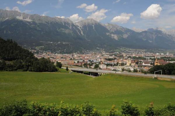 Zankapfel zwischen Land und Stadt: die Ferrariwiese im Süden Innsbrucks